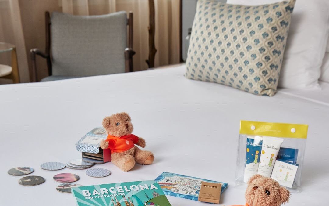 5 Hotel Travel Tips for Staying with 3 Kids in 1 Hotel Room