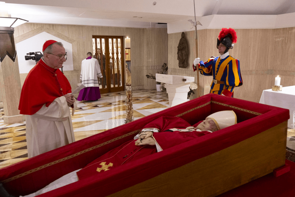 Qué se va a hacer con el cuerpo del-Papa-Francisc-Los-secretos de su embalsamamiento